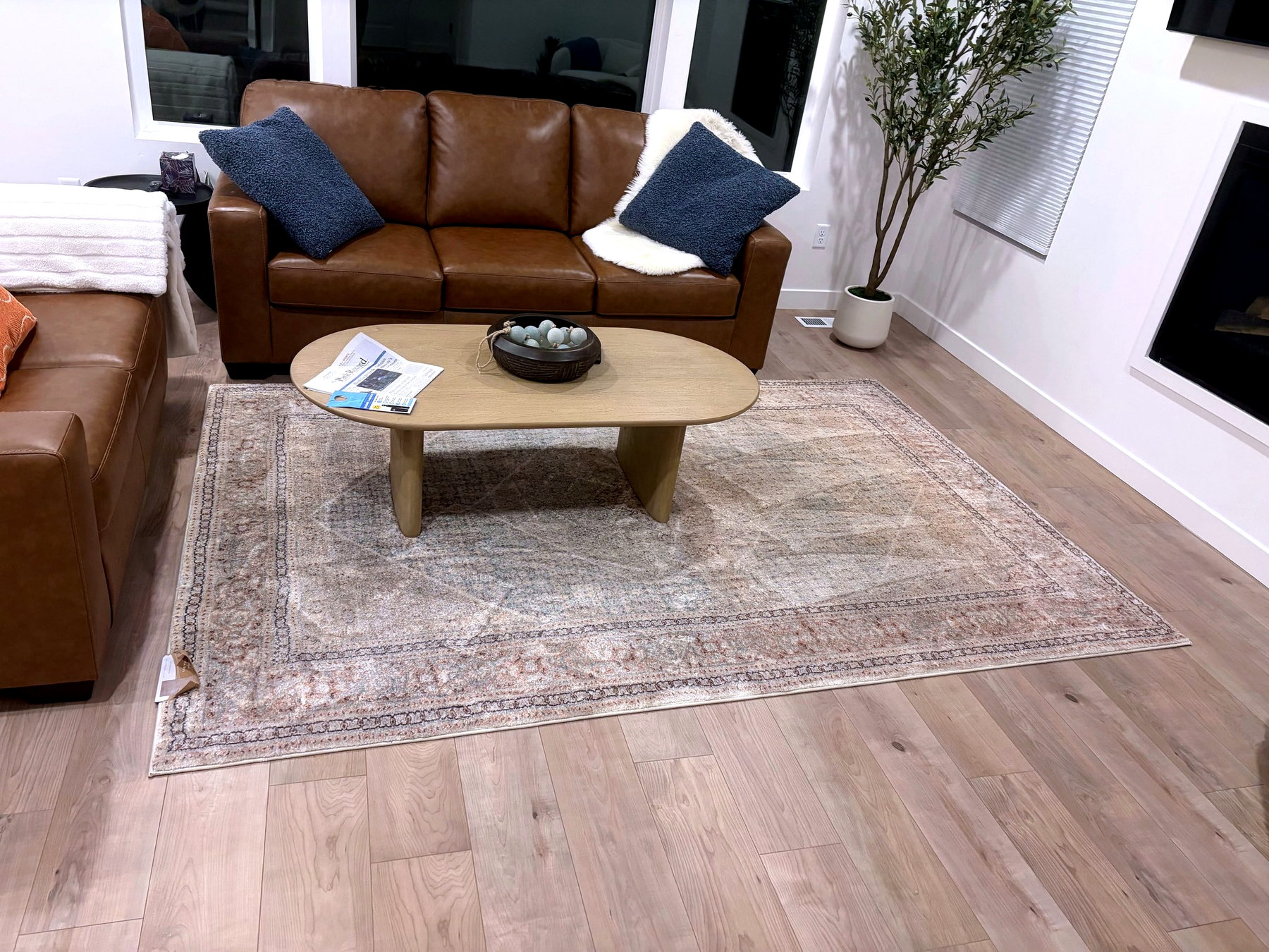 Living room recurring cleaning photo for Wasatch County homes by Sun Ray Cleaning Services