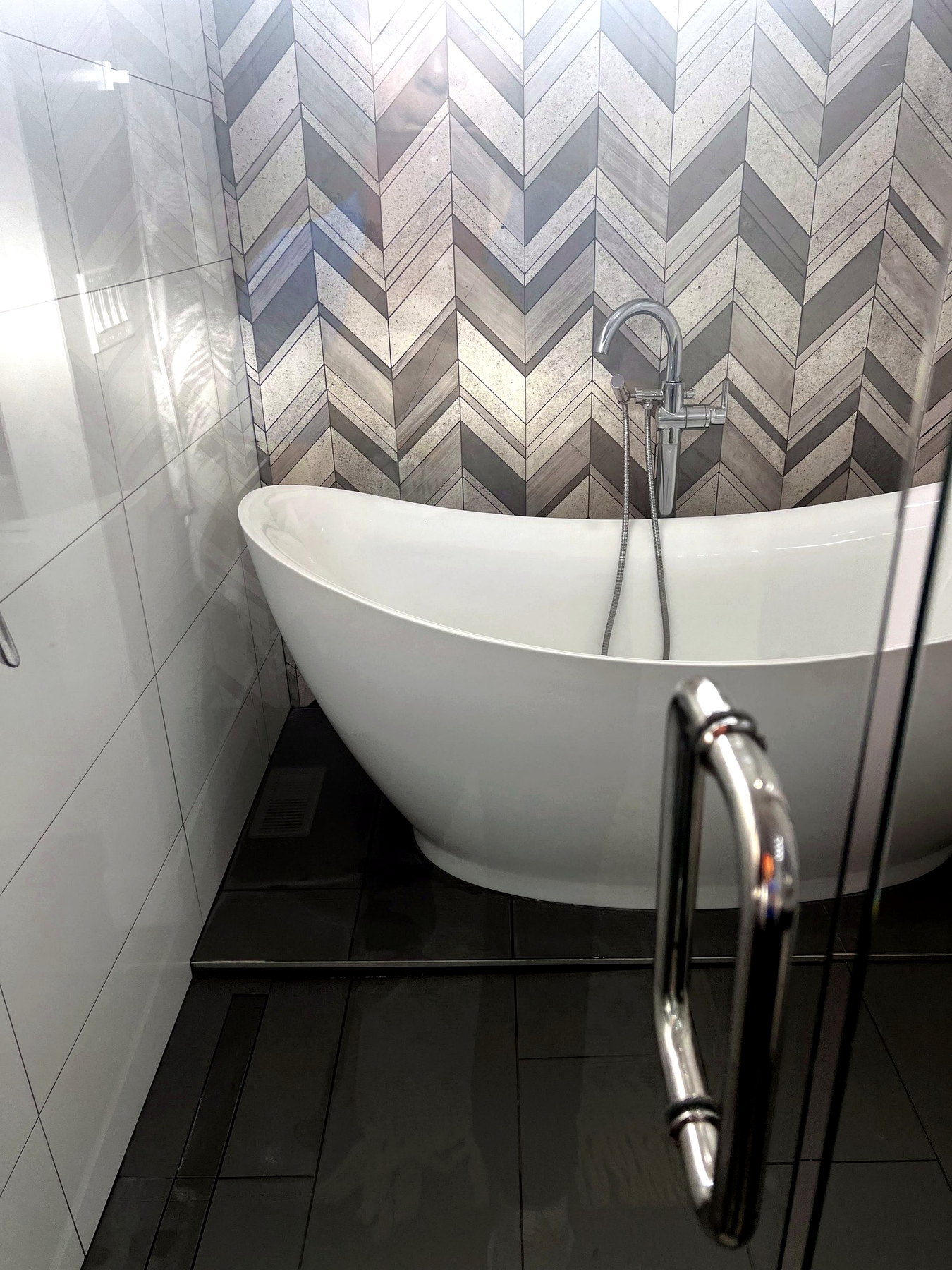 Bathroom deep cleaning photo for Wasatch County, UT homes by Sun Ray Cleaning Services