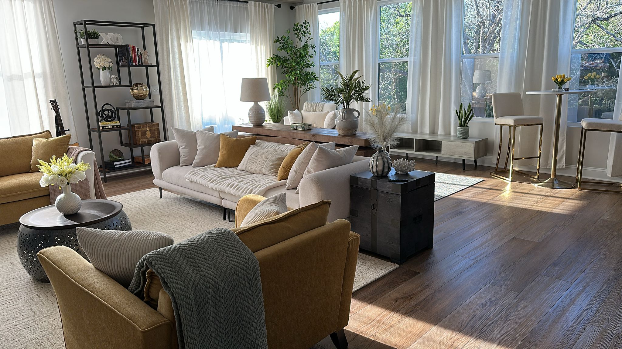 Bright clean home interior prepared by Sun Ray Cleaning Services